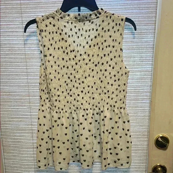 Rose & Olive Women's Beige Heart Print Top - Picture 3 of 7